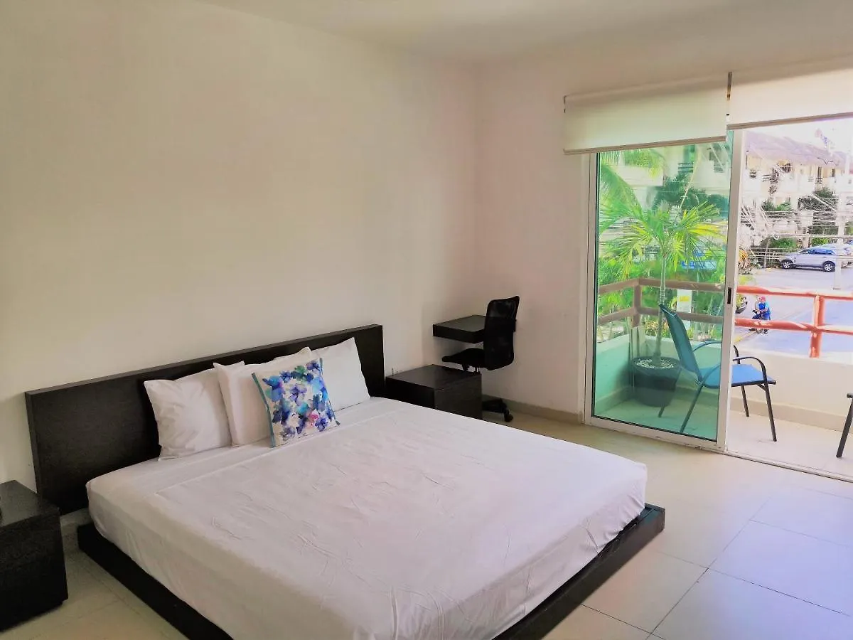 Margaritas Condos In Downtown Of Playa Playa del Carmen Apartmán